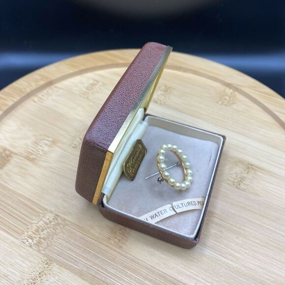 Antique Krementz 14K gold overlay 16 freshwater pearl brooch with original box - Picture 3 of 7